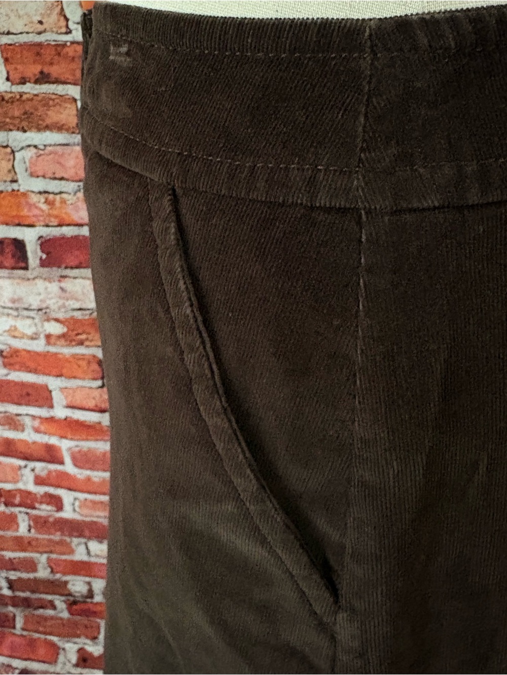Lands' End Dark Brown Button-Front A-Line Corduroy Skirt Pockets Size 12 - Picture 3 of 9